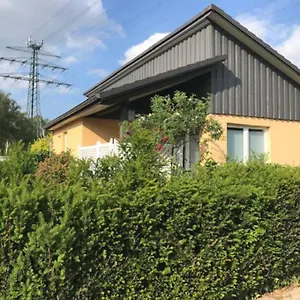 Komfortables Einzelhaus Mit Garten Ferienhaus